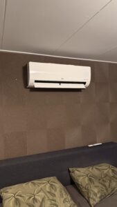 aircobedrijf plaatst airco slaapkamer